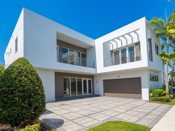 10108 NW 77th St , Unit 10108, Doral, FL 33178
