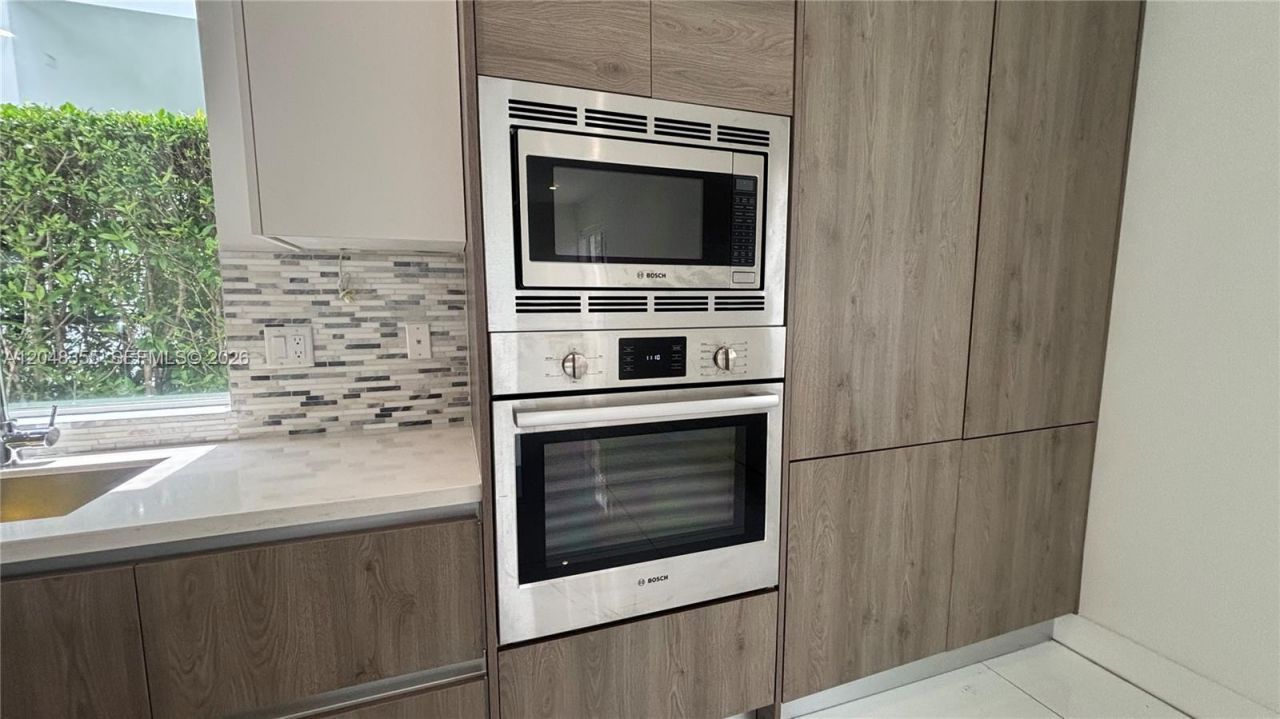 10108 NW 77th St , Unit 10108, Doral, FL 33178 Photo