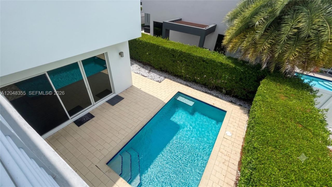 10108 NW 77th St , Unit 10108, Doral, FL 33178 Photo