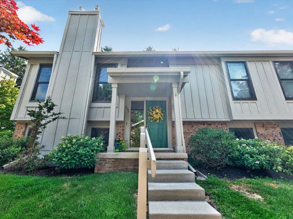 2122 Spruceway Lane, Ann Arbor, MI 48103