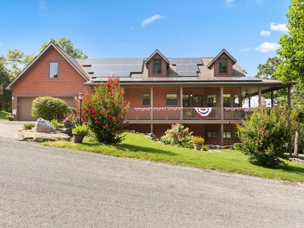 615 Pinewoods Village Drive, Hollister, MO 65672