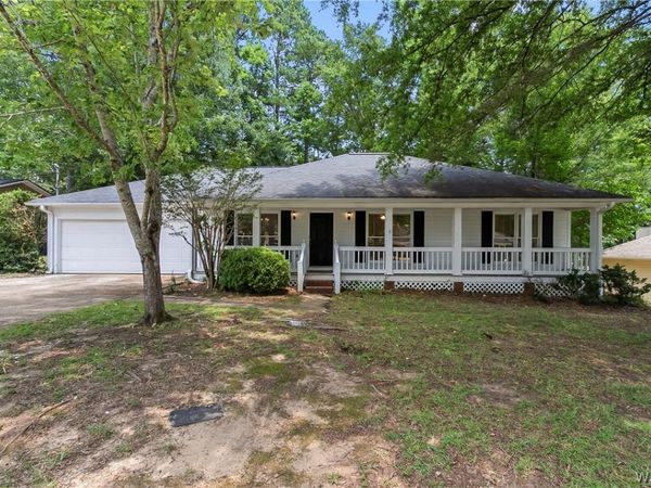 5106 Lakehurst Drive, Northport, AL 35473