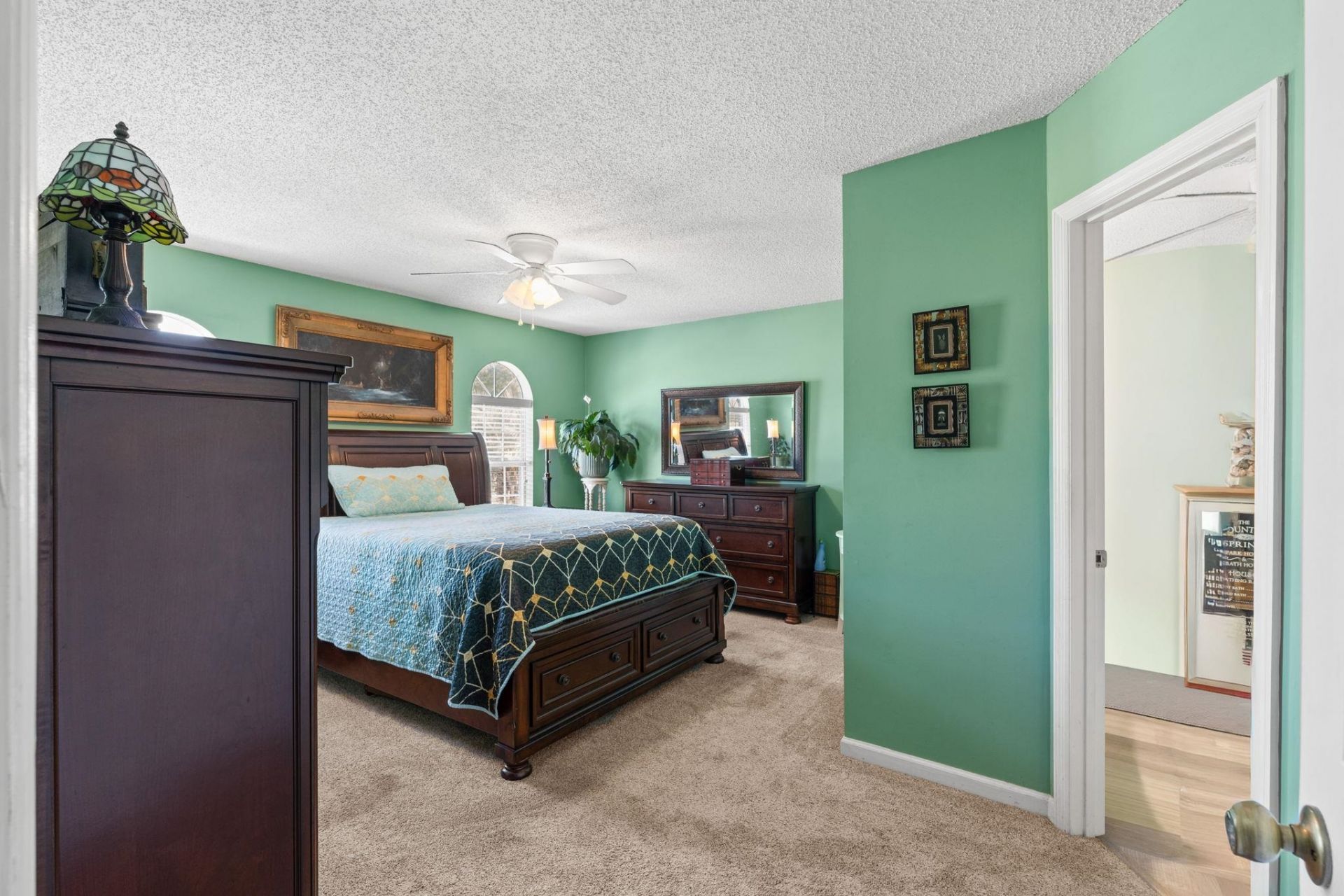 180 Parkway Ln. Photo 12