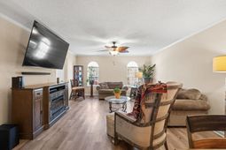 180 Parkway Ln. photo 4
