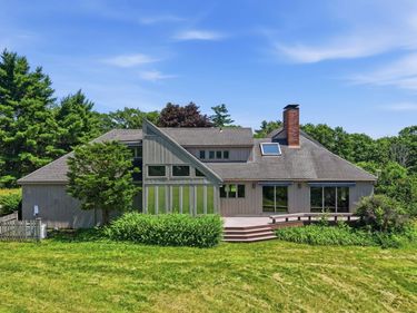 29 Stiles Farm Road, Wilton, NH 03086