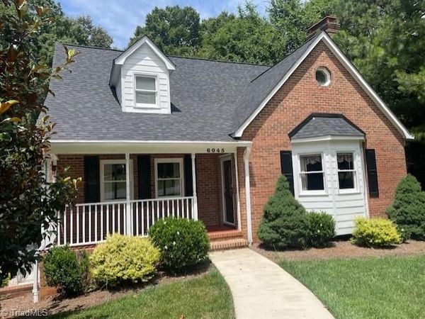 6045 Stone Bluff Drive , Clemmons, NC 27012
