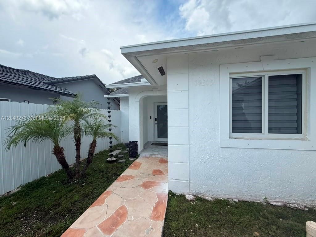 14305 SW 182nd Ter , Miami, FL 33177 Photo