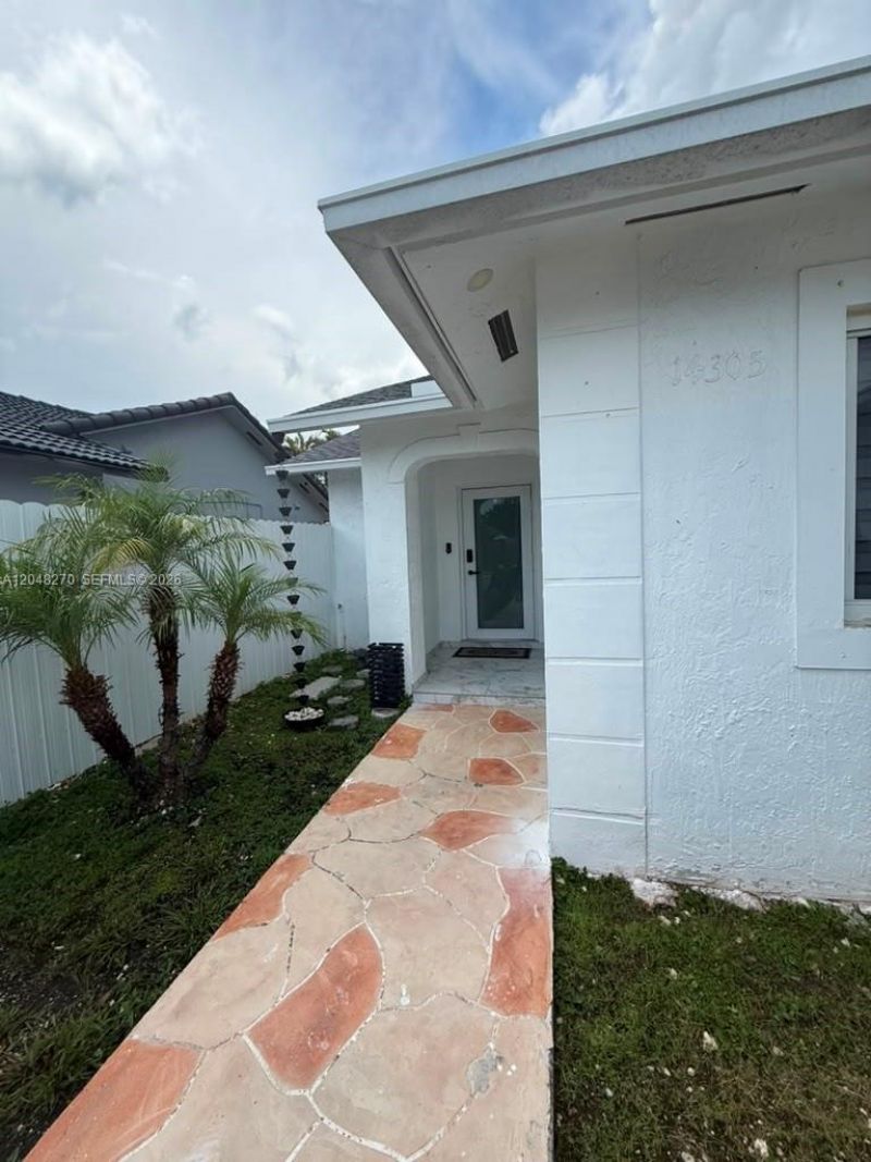 14305 SW 182nd Ter , Miami, FL 33177 Photo