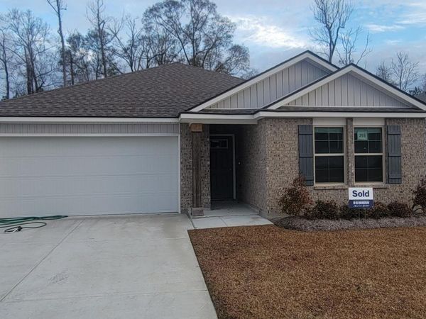 35325 Grovemont Dr, Walker, LA 70785