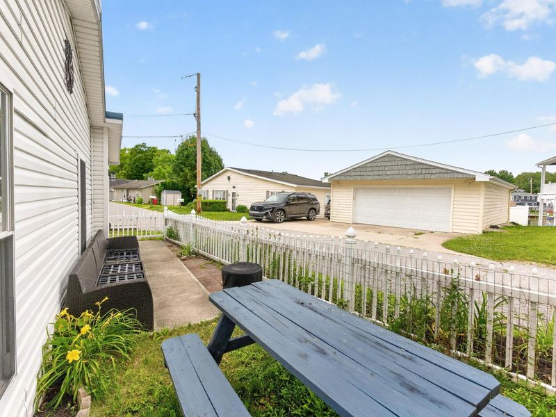 11164 Newland Road, Lakeview, OH 43331 Photo 3