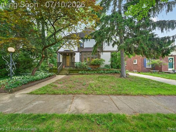2019 N Highland Street, Dearborn, MI 48128