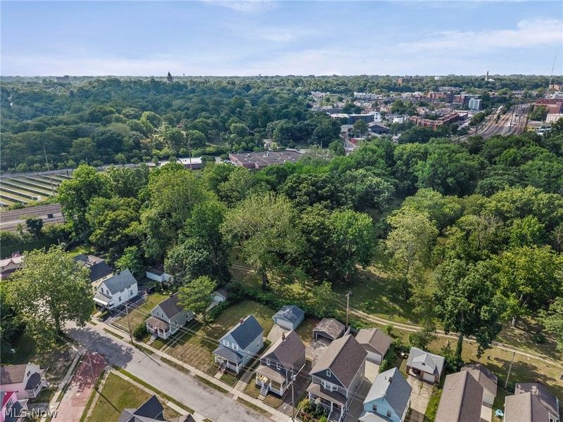 12028 Wade Park Avenue, Cleveland, OH 44106 Photo 39