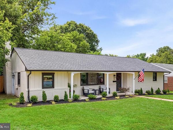 710 BUNKER HILL STREET, FREDERICKSBURG, VA 22401