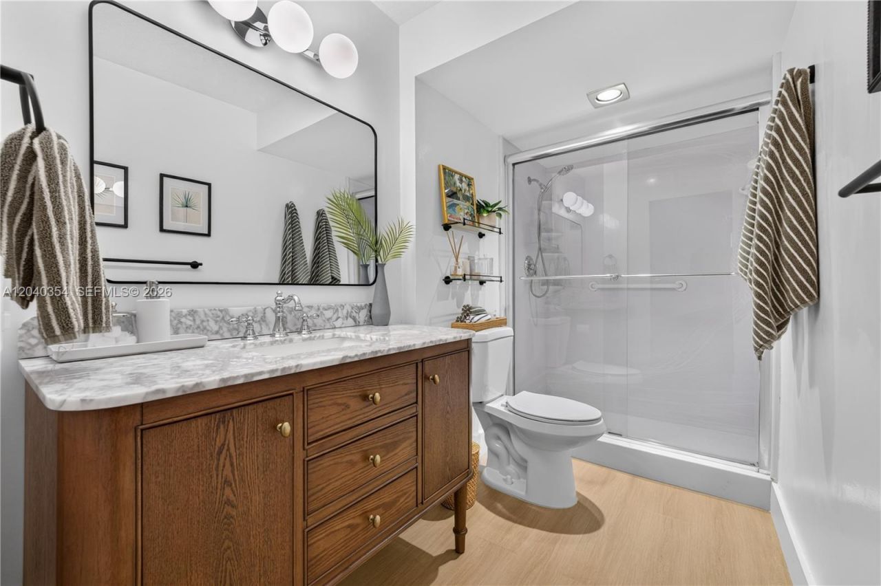 630 Tennis Club Dr, Unit 107, Fort Lauderdale, FL 33311 Photo