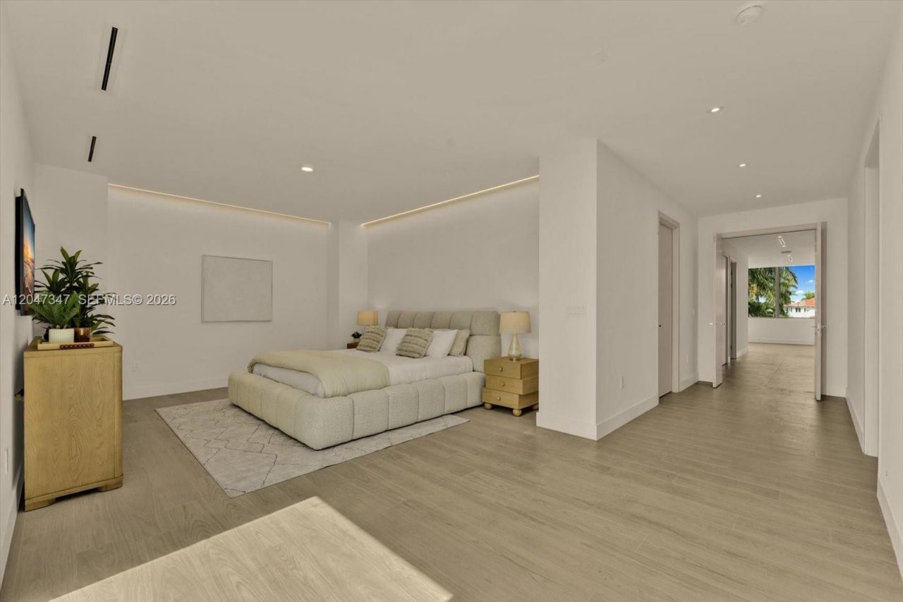7701 Coquina Drive, North Bay Village, FL 33141 Photo