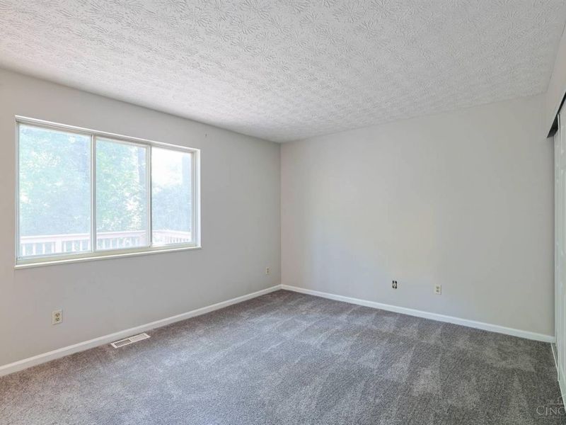 7807 Heatherglen Drive, Anderson Twp, OH 45255 Photo 11