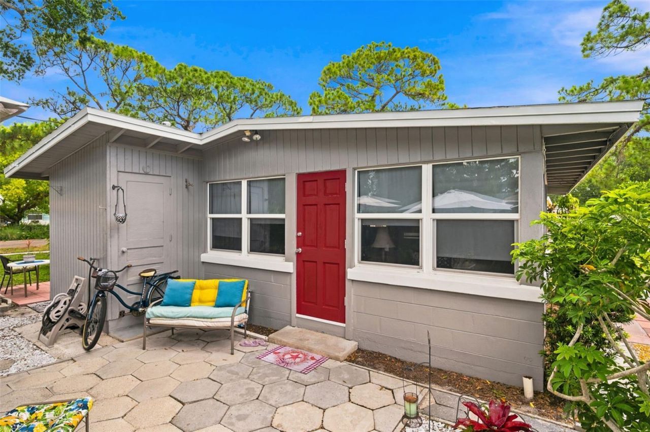 538 82nd Avenue N, Saint Petersburg, FL 33702 Photo