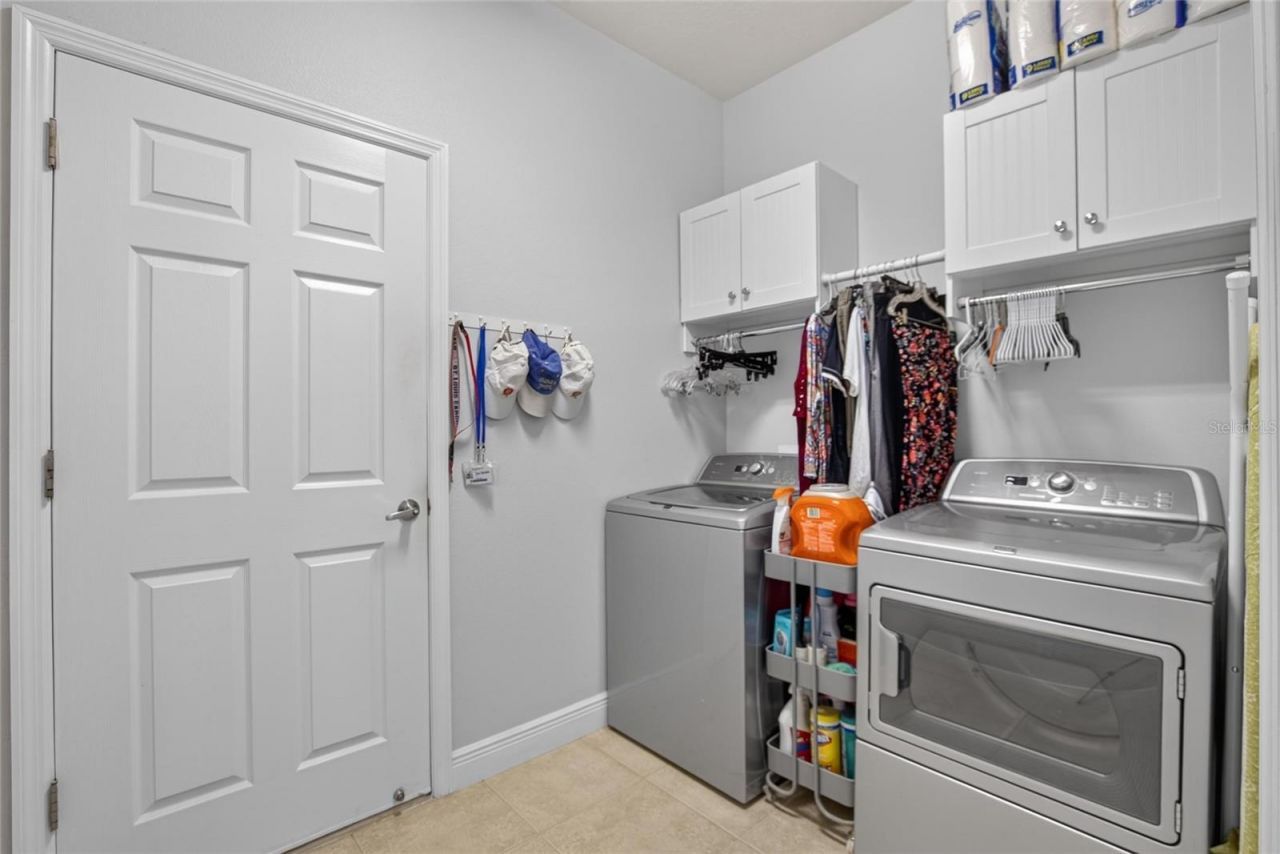 342 Bluewater Falls Court , Apollo Beach, FL 33572 Photo