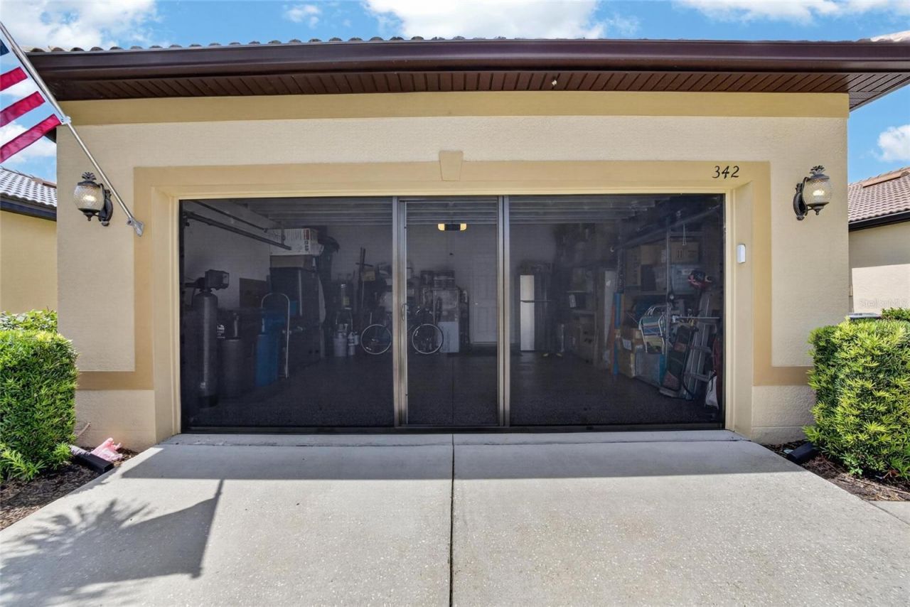 342 Bluewater Falls Court , Apollo Beach, FL 33572 Photo