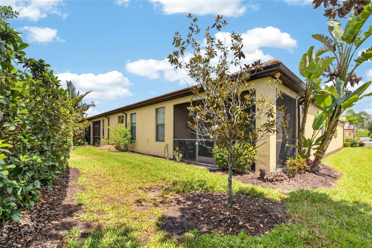 342 Bluewater Falls Court , Apollo Beach, FL 33572 Photo