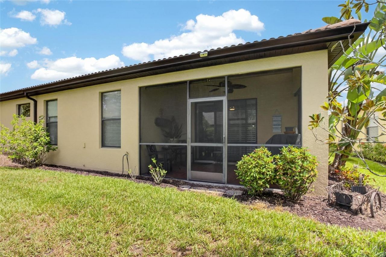 342 Bluewater Falls Court , Apollo Beach, FL 33572 Photo