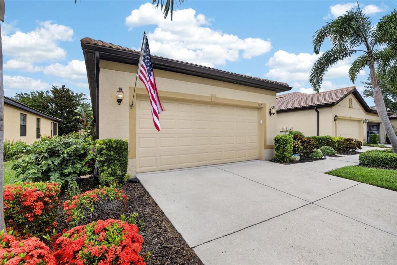 342 Bluewater Falls Court , Apollo Beach, FL 33572 Photo