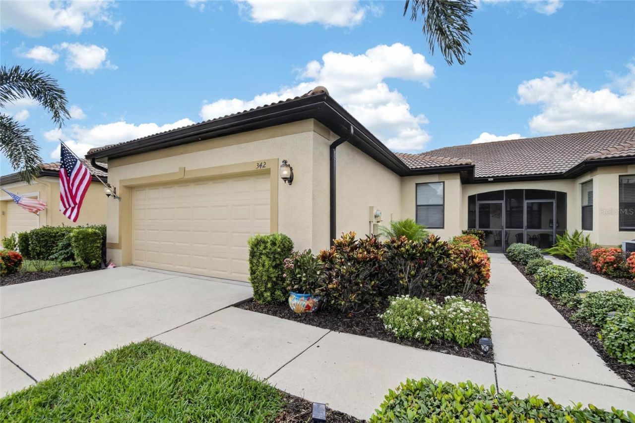 342 Bluewater Falls Court , Apollo Beach, FL 33572 Photo