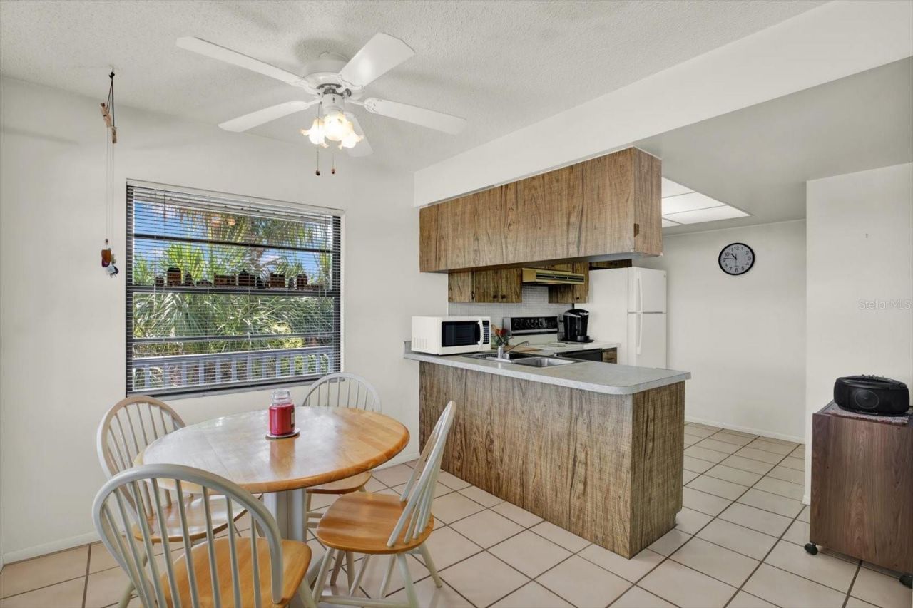 315 58th Street, Unit D, Holmes Beach, FL 34217 Photo