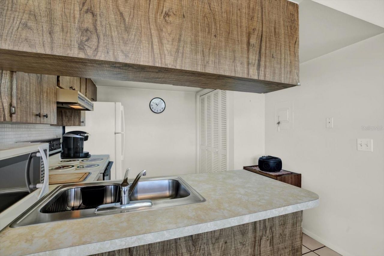 315 58th Street, Unit D, Holmes Beach, FL 34217 Photo