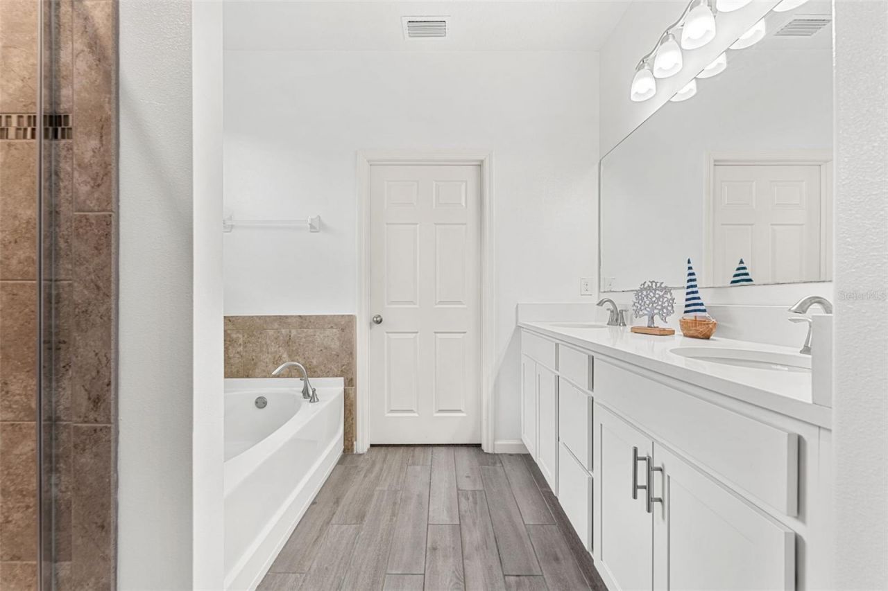 4697 Broomsedge Circle , West Melbourne, FL 32904 Photo