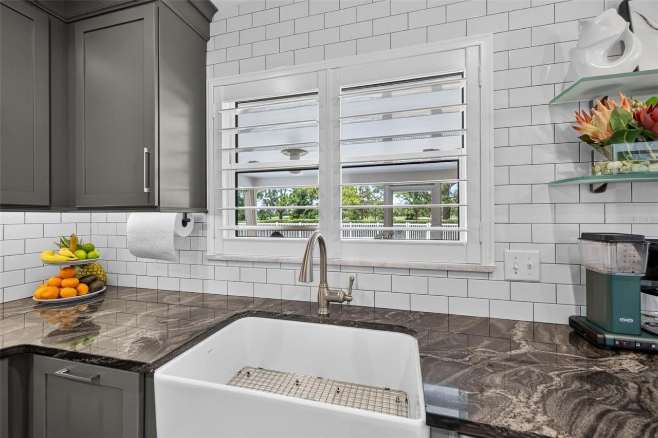 616 Pineland Avenue, Belleair, FL 33756 Photo