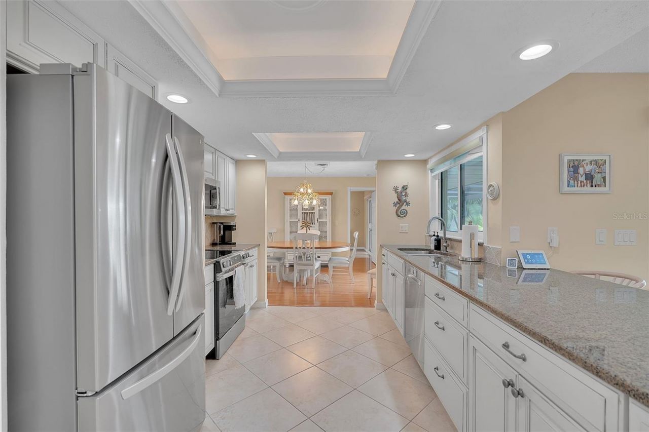 732 S Gondola Drive, Venice, FL 34293 Photo