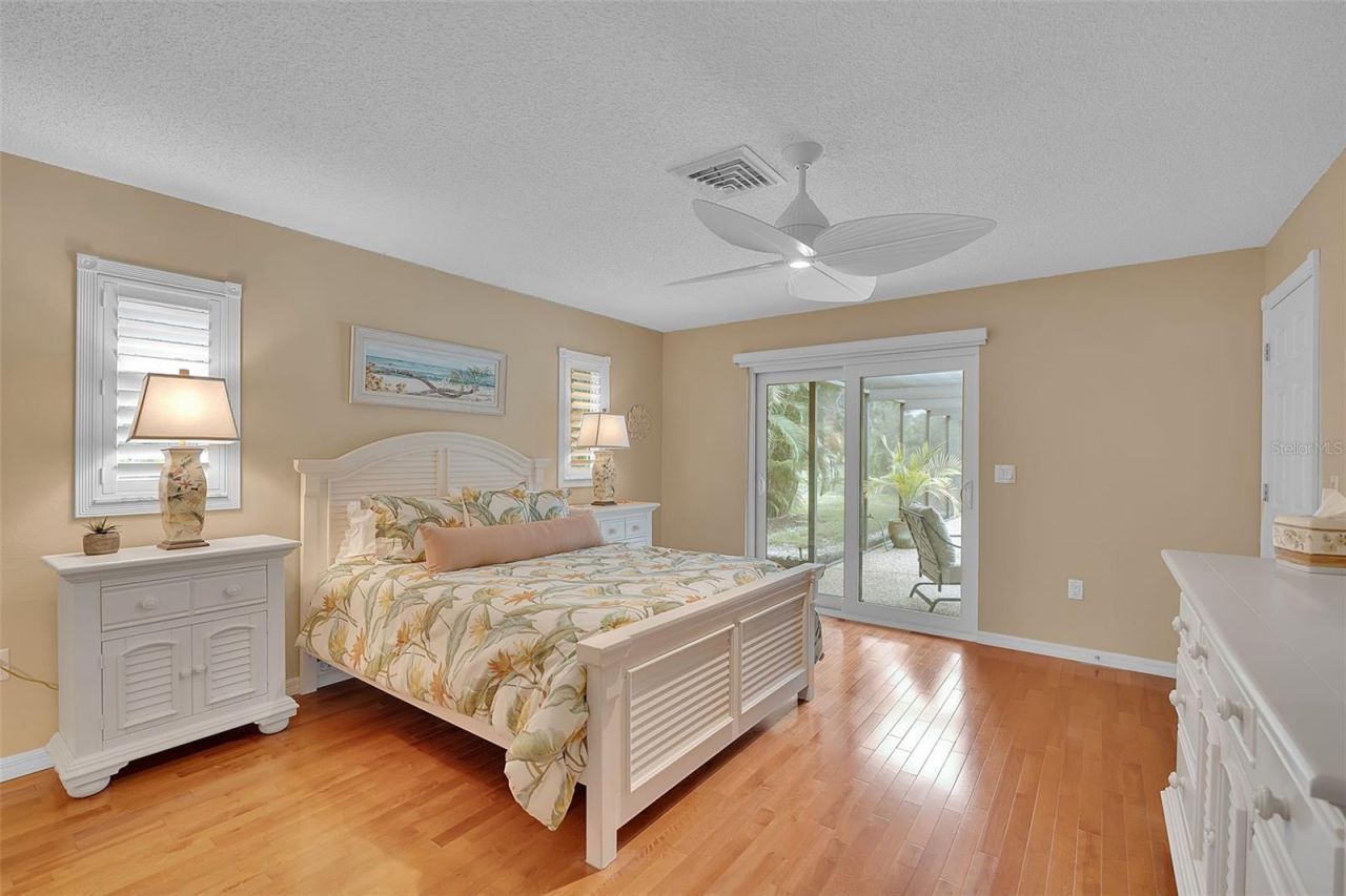 732 S Gondola Drive, Venice, FL 34293 Photo