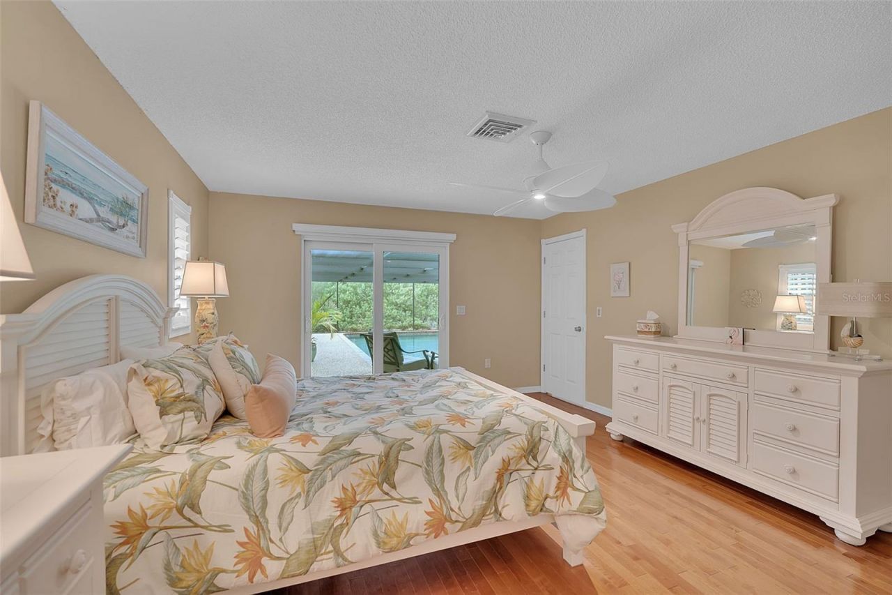 732 S Gondola Drive, Venice, FL 34293 Photo