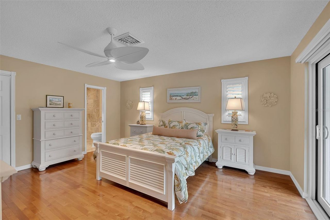 732 S Gondola Drive, Venice, FL 34293 Photo