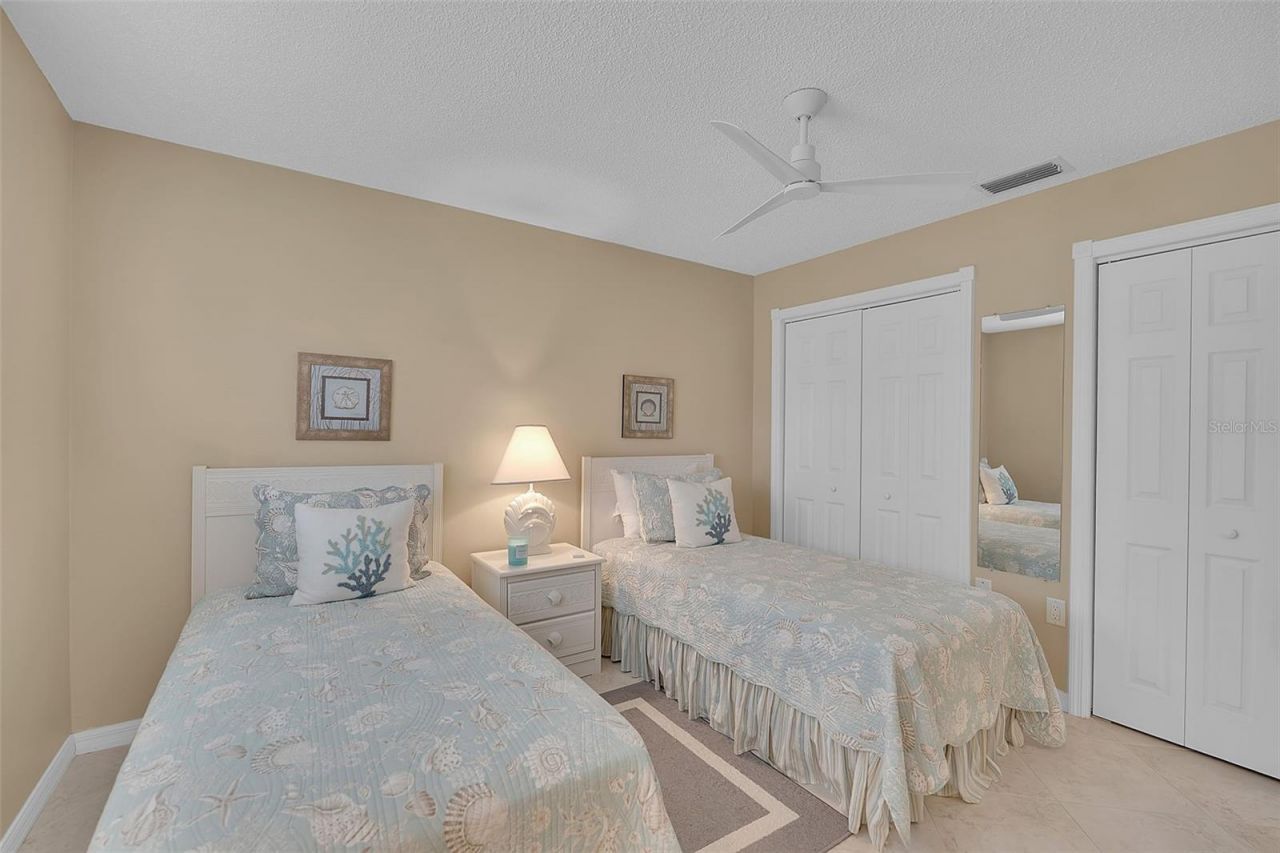 732 S Gondola Drive, Venice, FL 34293 Photo