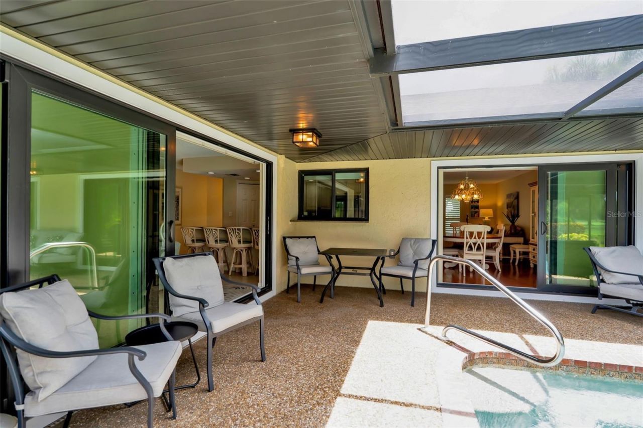 732 S Gondola Drive, Venice, FL 34293 Photo