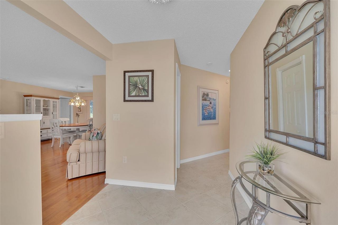 732 S Gondola Drive, Venice, FL 34293 Photo
