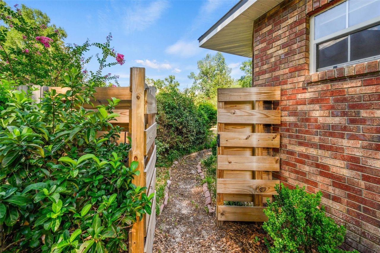 3627 NW 33rd Terrace, Gainesville, FL 32605 Photo