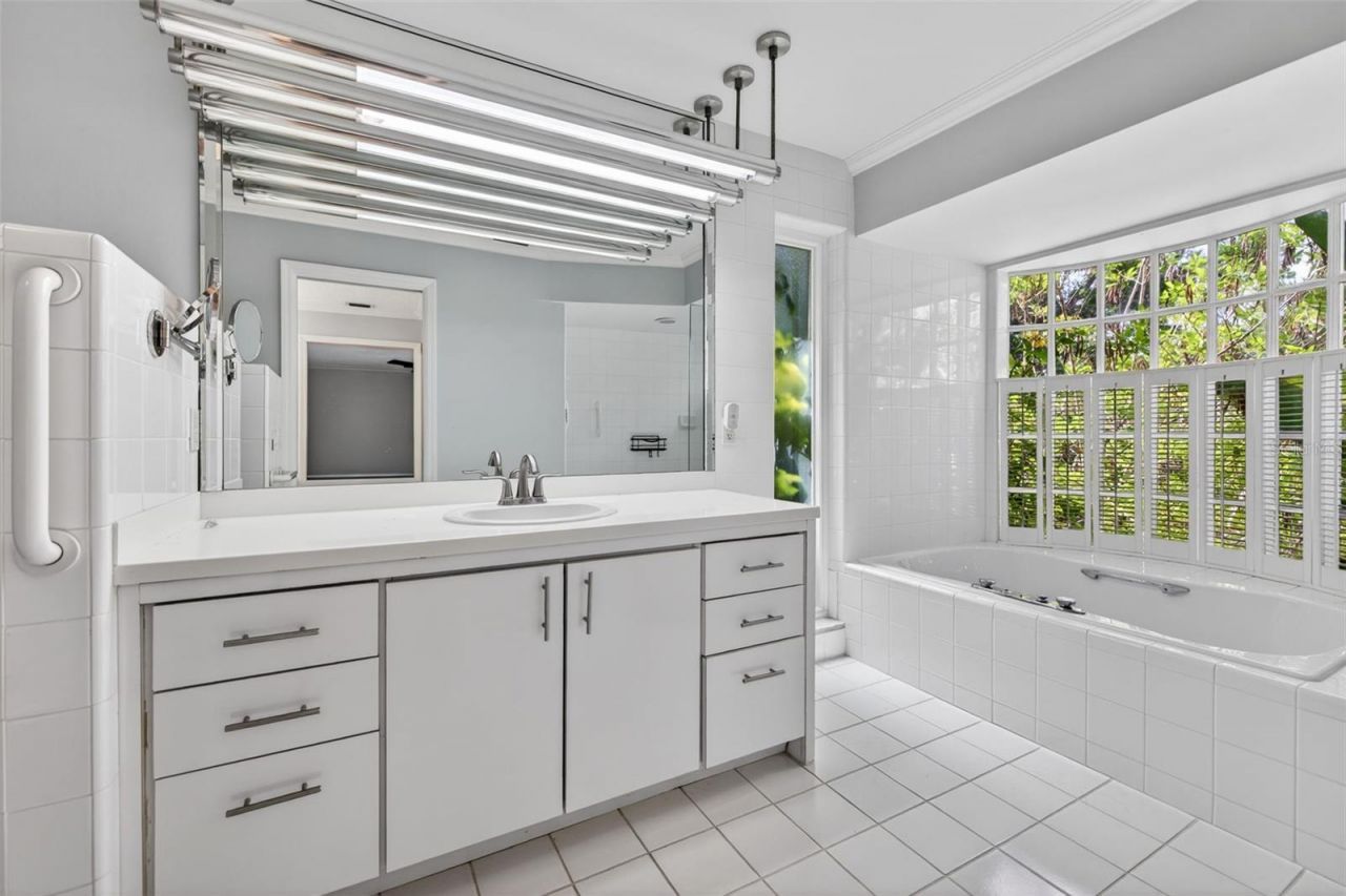 461 Ponce De Leon Boulevard, Belleair, FL 33756 Photo
