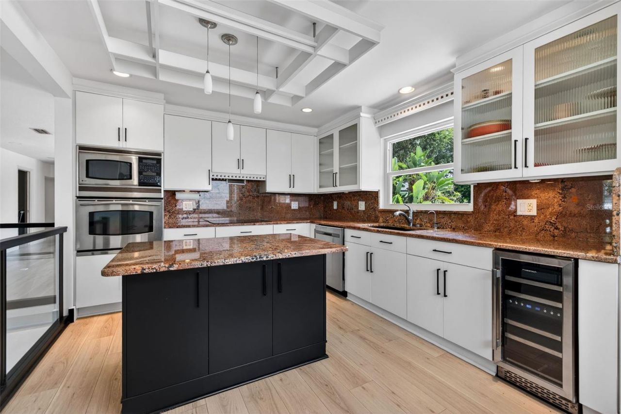 461 Ponce De Leon Boulevard, Belleair, FL 33756 Photo