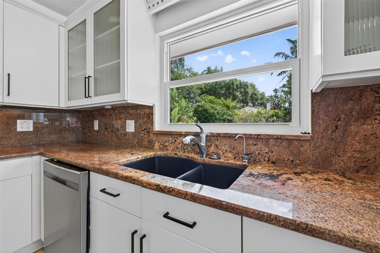 461 Ponce De Leon Boulevard, Belleair, FL 33756 Photo