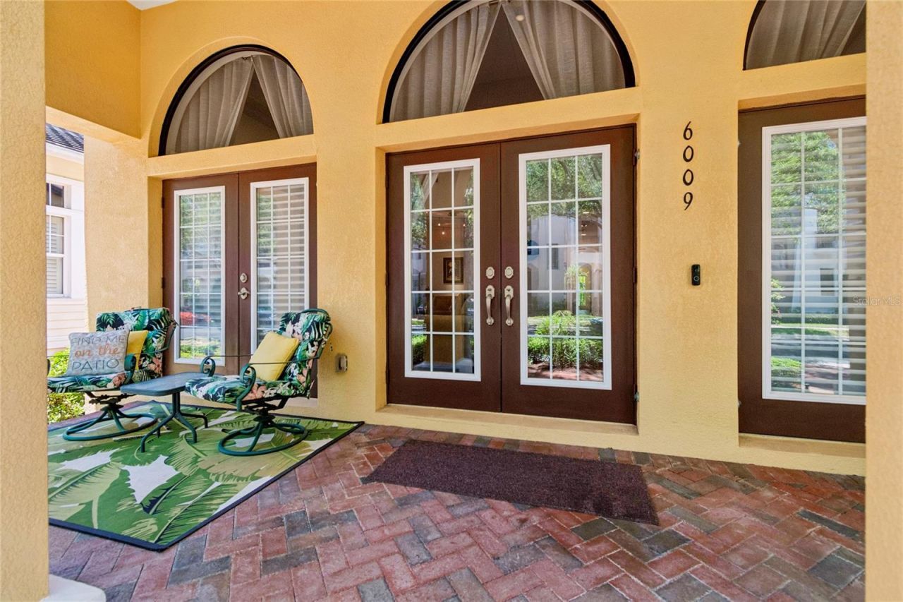 6009 Yeats Manor Drive, Tampa, FL 33616 Photo