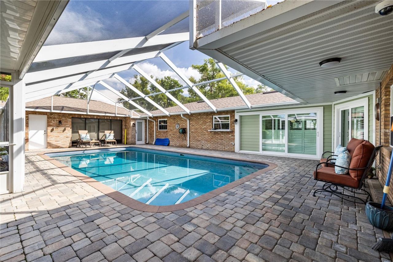 32834 Lakeshore Drive, Tavares, FL 32778 Photo