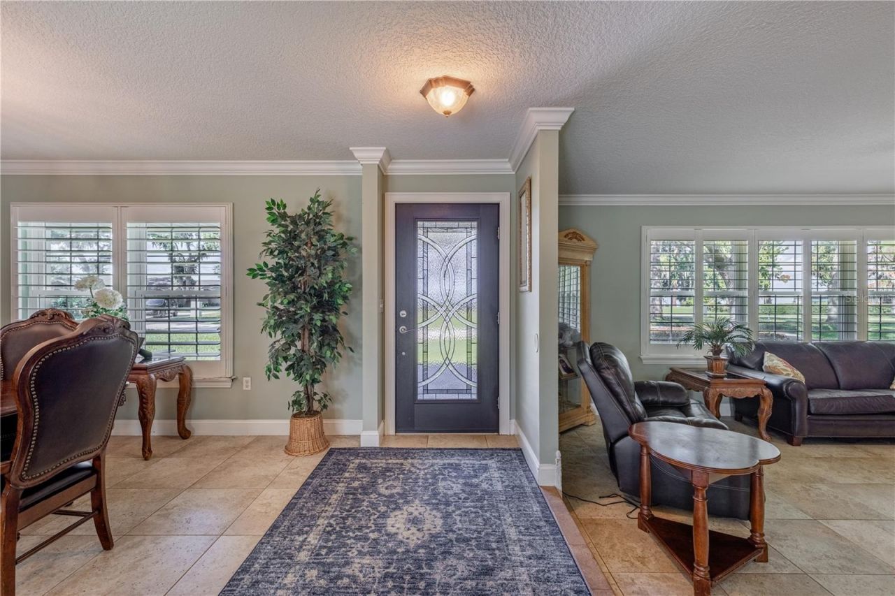 32834 Lakeshore Drive, Tavares, FL 32778 Photo