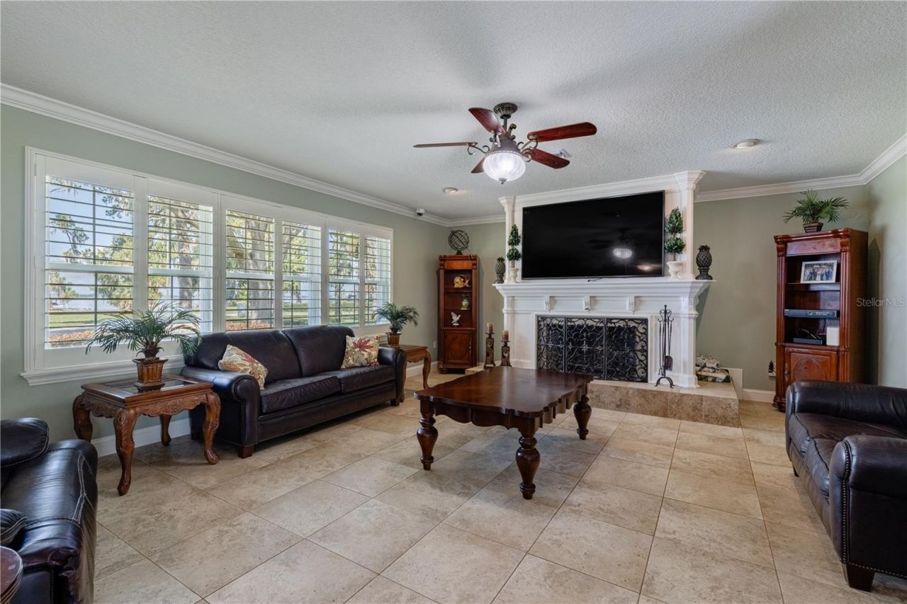 32834 Lakeshore Drive, Tavares, FL 32778 Photo
