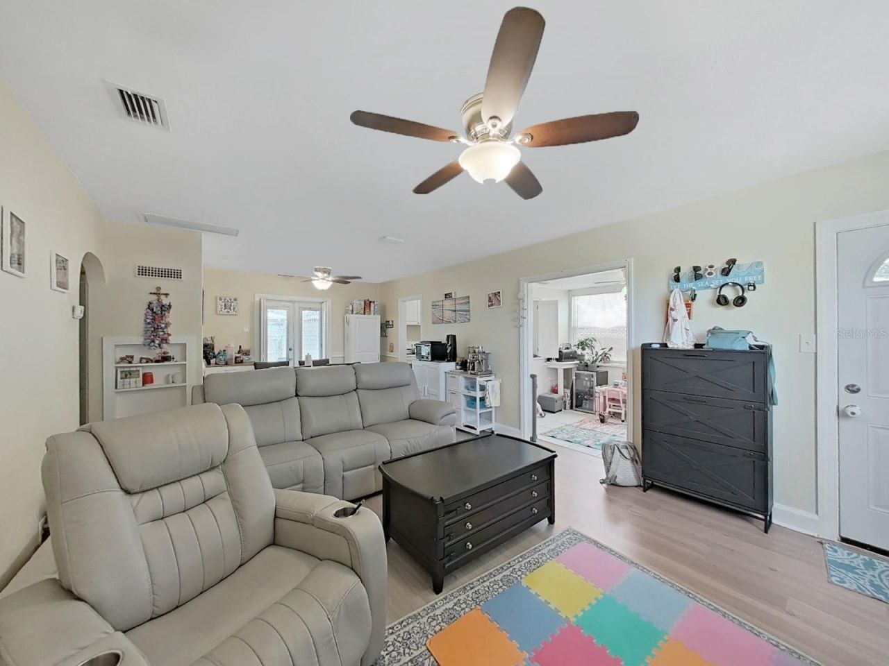 2730 Edwards Avenue S, Saint Petersburg, FL 33705 Photo