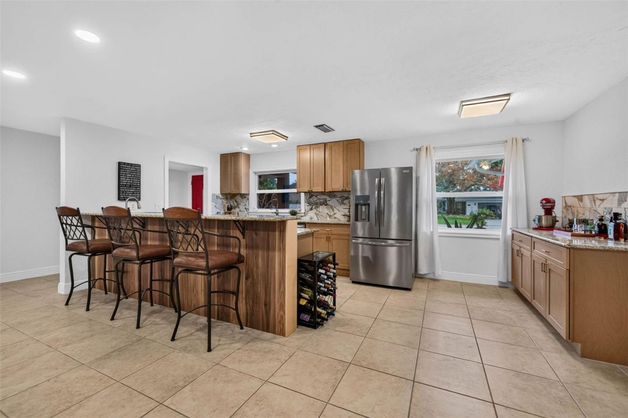 1667 N Dakota Avenue Ne, Saint Petersburg, FL 33703 Photo