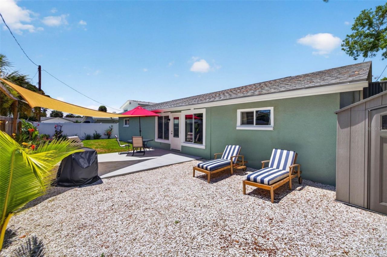1667 N Dakota Avenue Ne, Saint Petersburg, FL 33703 Photo