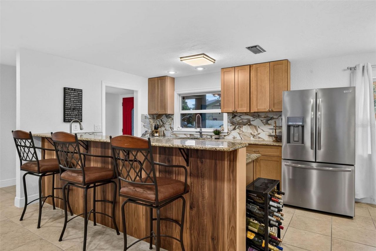 1667 N Dakota Avenue Ne, Saint Petersburg, FL 33703 Photo